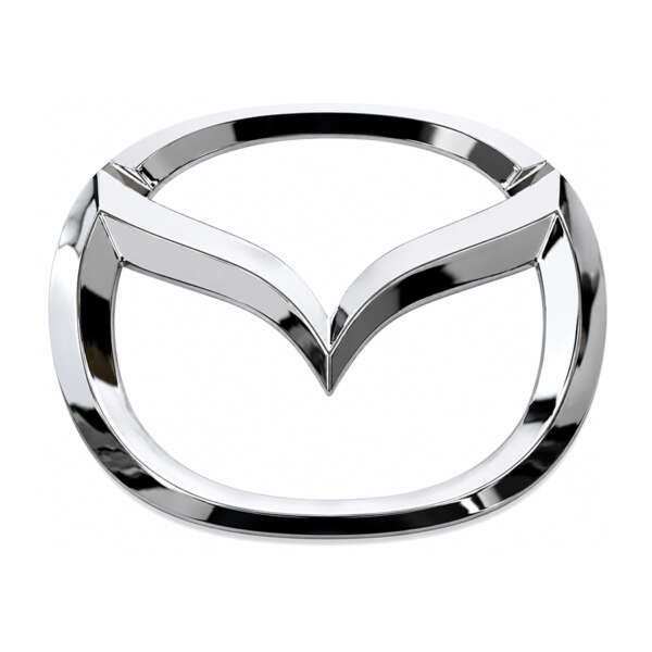 emblema Mazda 3 frontal 14.2x11.2 cm logo Mazda 3 parrilla delantera emblema frontal Mazda 3 repuesto detalle emblema Mazda 3 cromado emblema Mazda 3 instalado en parrilla logo Mazda 3 frontal vista trasera