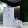 cable Apple Lightning original nuevo sellado conector Lightning Apple original detalle cable Lightning compatible iPhone carga rápida